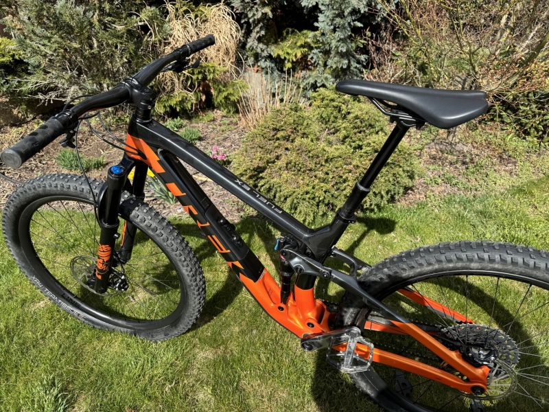 Trek Fuel EX 9.8 GX celokarbon M/L
