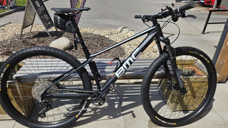 BMC celokarbon velikost M