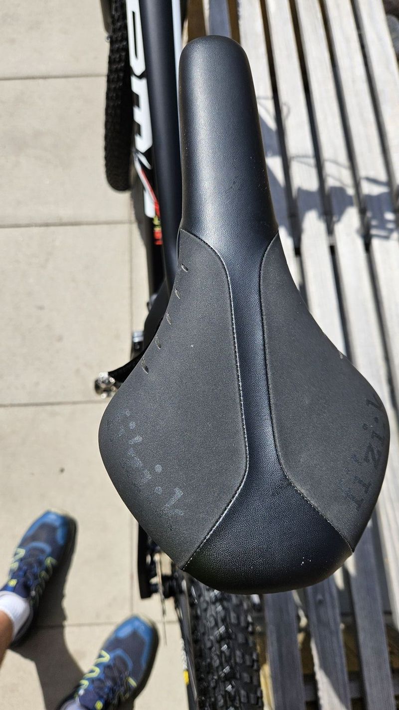 BMC celokarbon velikost M