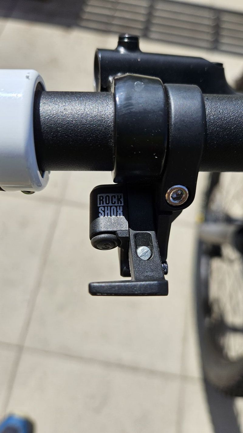 BMC celokarbon velikost M