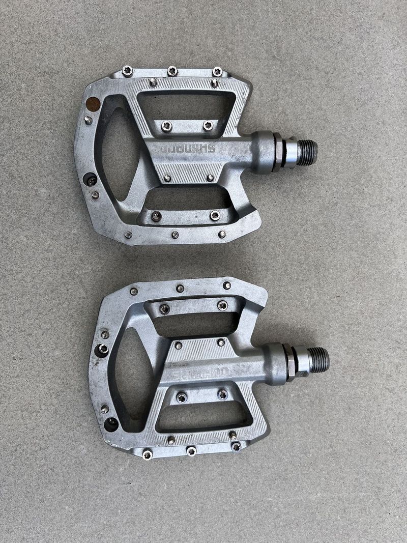 Pedaly SHIMANO PD-GR500 - platformy