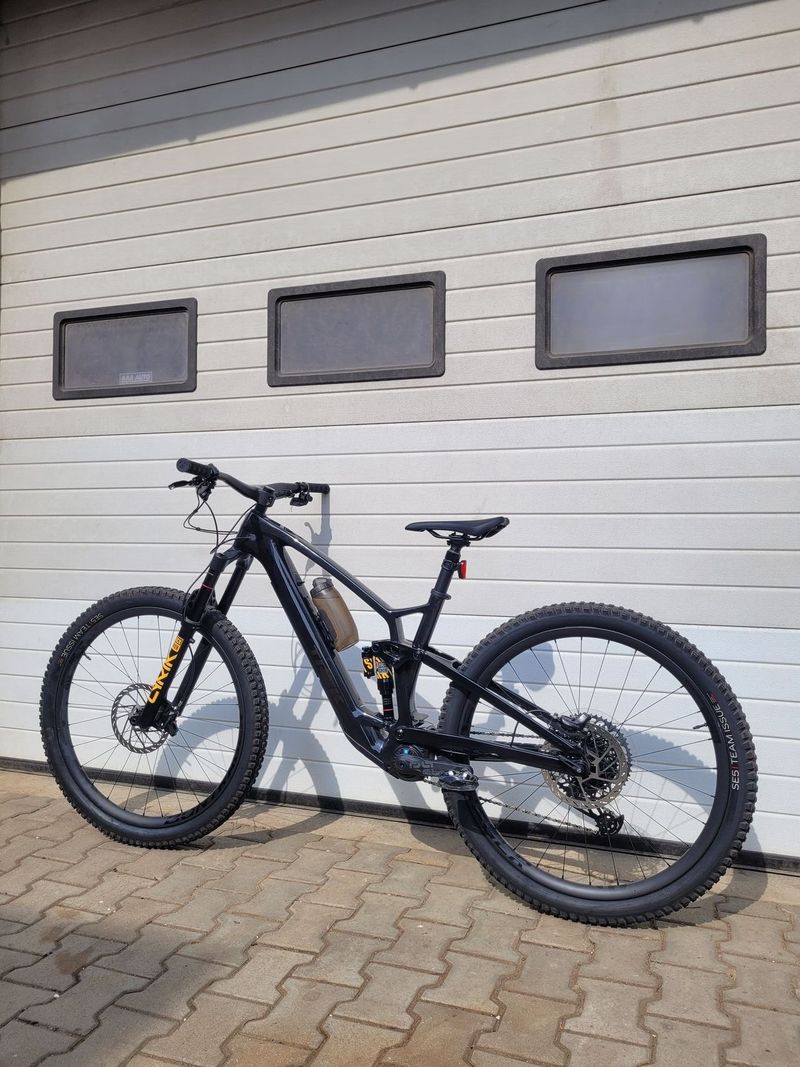 Trek fuel EXe 9.8 gx axs
