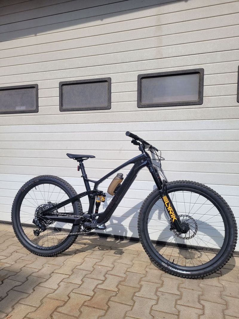 Trek fuel EXe 9.8 gx axs