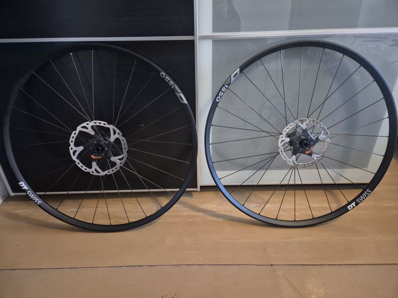 Zapletená kola DT Swiss XR 1850