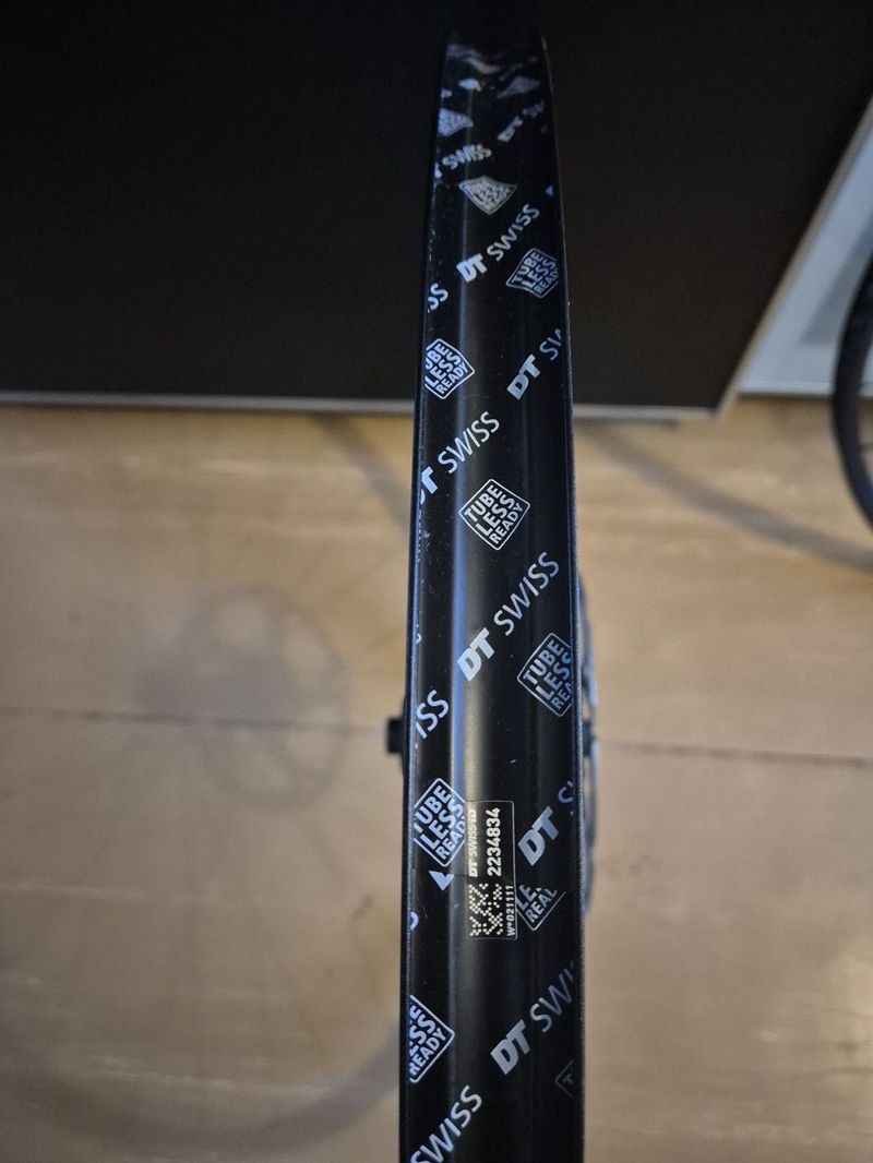 Zapletená kola DT Swiss XR 1850