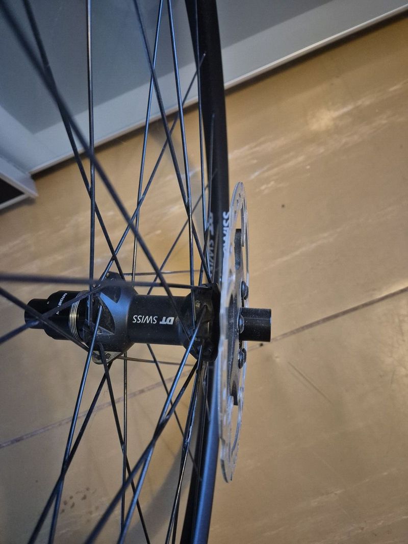 Zapletená kola DT Swiss XR 1850