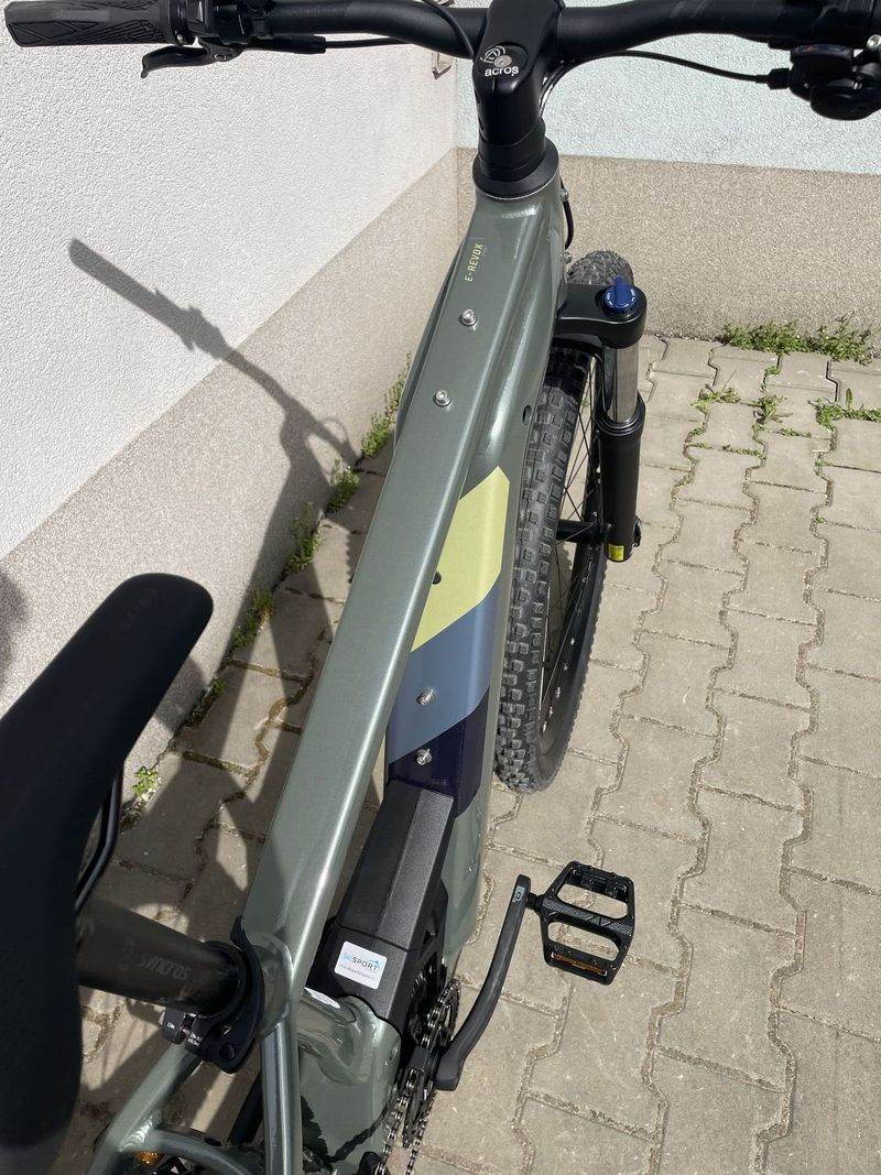 Nové elektrokolo Bergamont E-Revox Sport velikost M a L