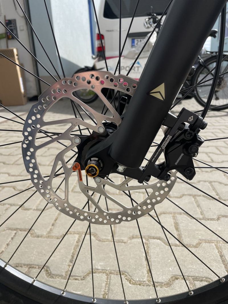 Nové elektrokolo Bergamont E-Revox Sport velikost M a L