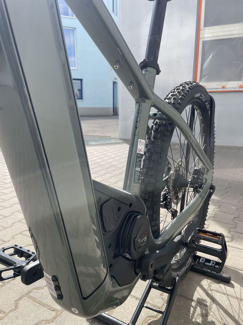 Nové elektrokolo Bergamont E-Revox Sport velikost M a L