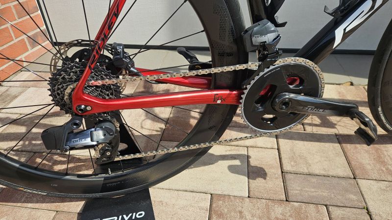 Ridley Fenix SLiC - Force AXS - FFWD RYOT55