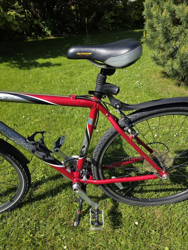 Trek 7200 FX