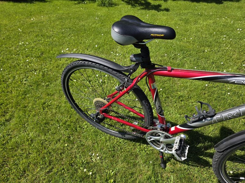Trek 7200 FX