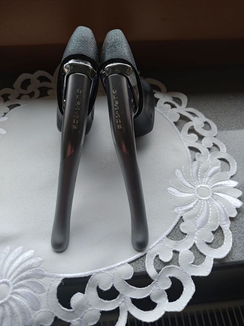 Silniční páky Shimano Dura Ace BL-7402