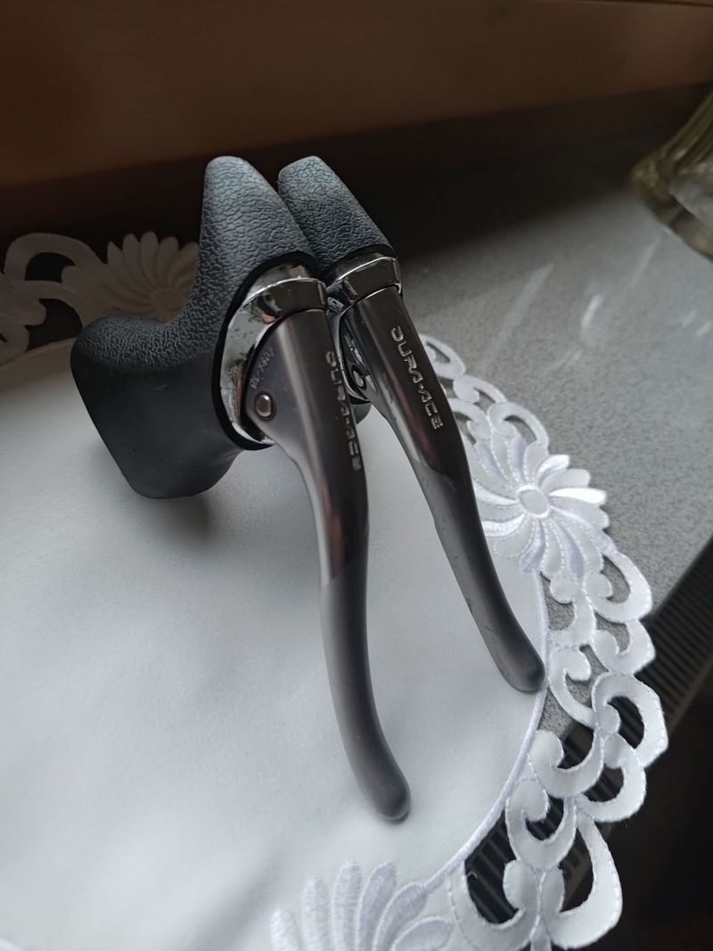 Silniční páky Shimano Dura Ace BL-7402