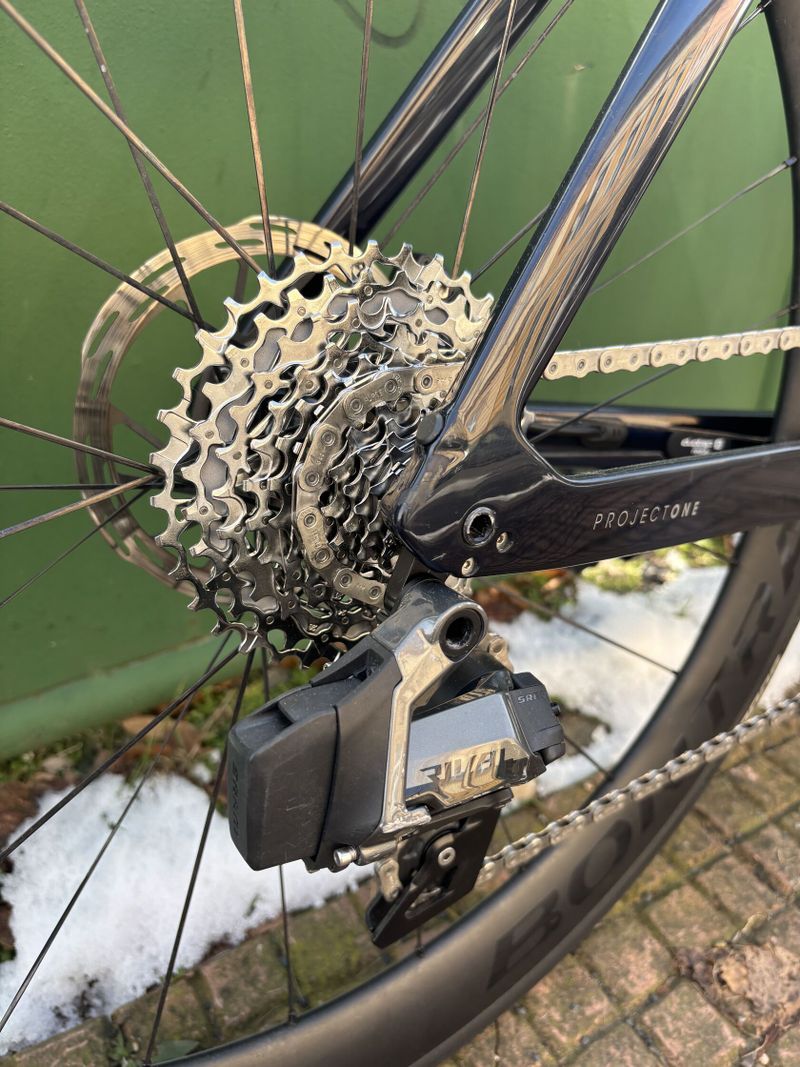 Trek Madone SLR 6, Rival eTap AXS, 56cm, Gen 6 Project 1 (2021-2022)