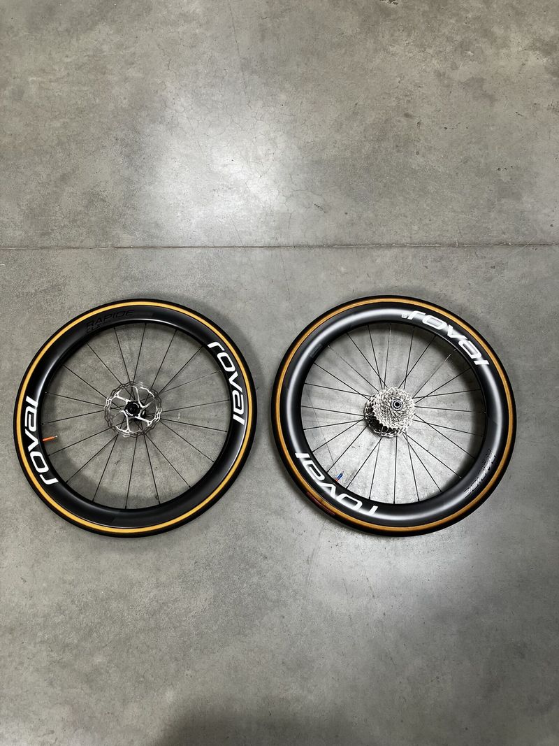 Roval Rapide CLX II Satin Carbon/Gloss White - DOSTUPNÉ OD 09/2025
