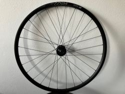 Přední výplet DT R522 na kotouč/rychloupínák