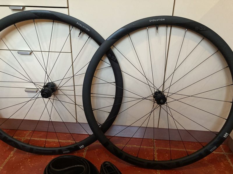 Newmen evolution r32 sl