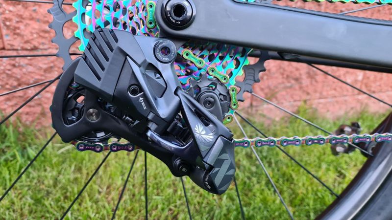 Scott Spark, karbonový rám, karbonová kola Duke - limitovaná edice Worldcup, řazení SRAM XX AXS
