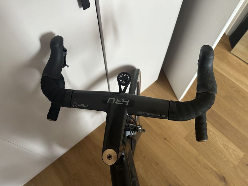 Celokarbon Cannondale Supersix Evo (58) Ultegra + Karbon kola Corima + Carbon cockpit + Powermetter