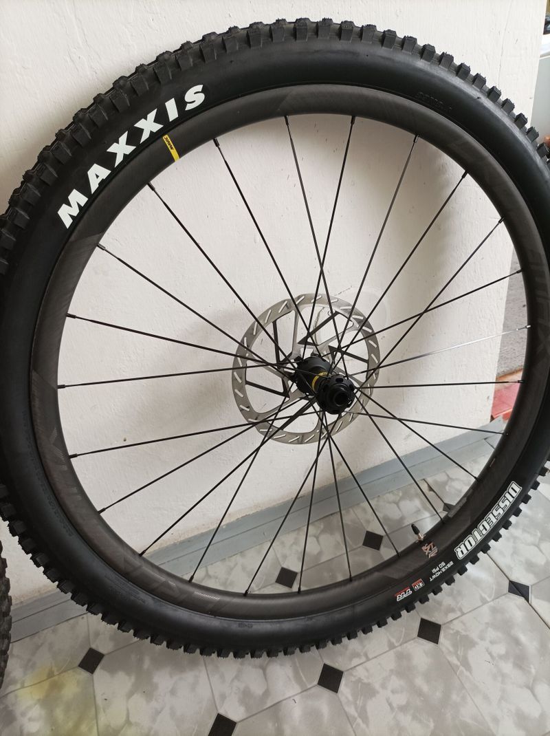 MAVIC CROSSMAX XLR 29 CARBON