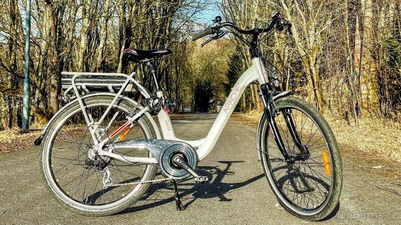 Elektrokolo Apache dámské 26"