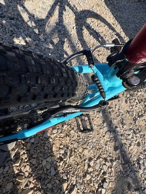 GT Stomper 20"