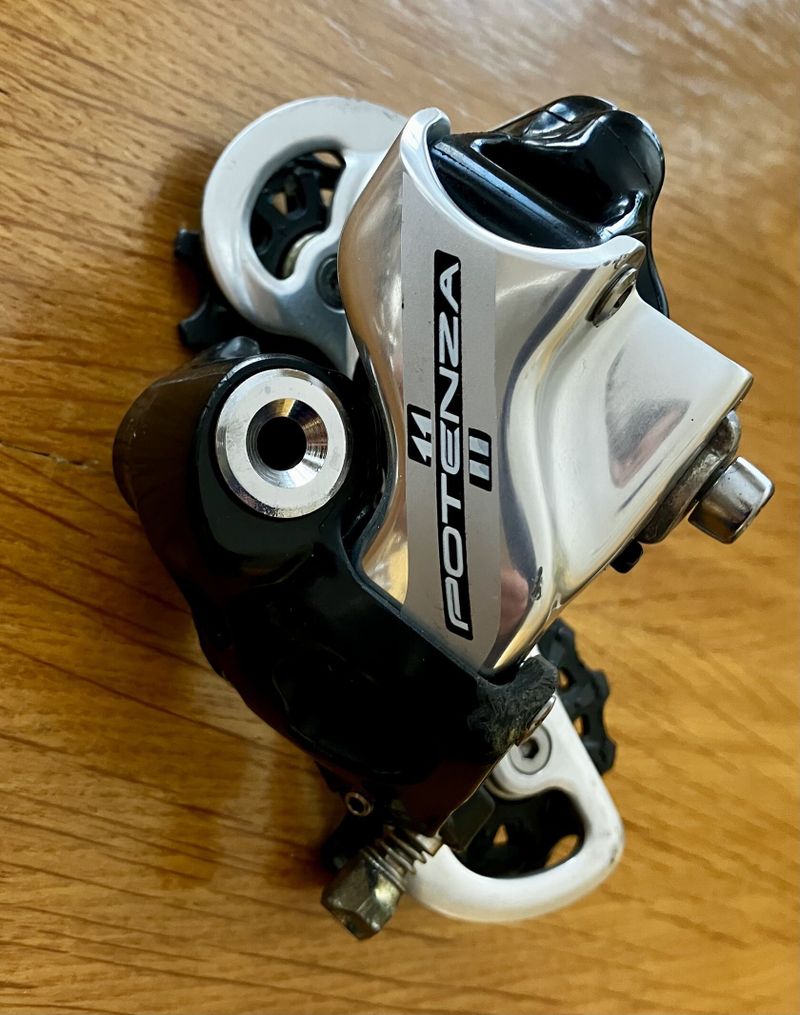Sada CAMPAGNOLO POTENZA stříbrná - včetně doplňků