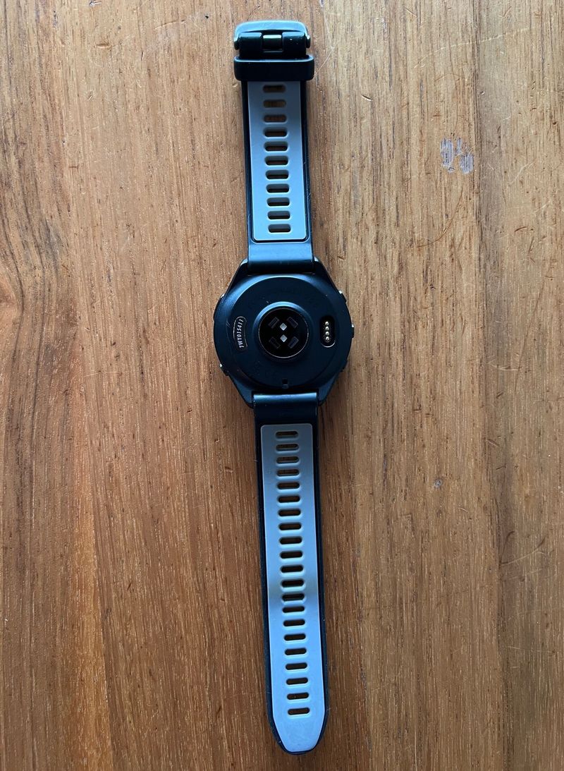 Sporttester Garmin Forerunner 965 black