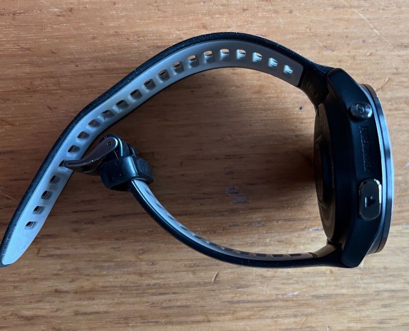 Sporttester Garmin Forerunner 965 black