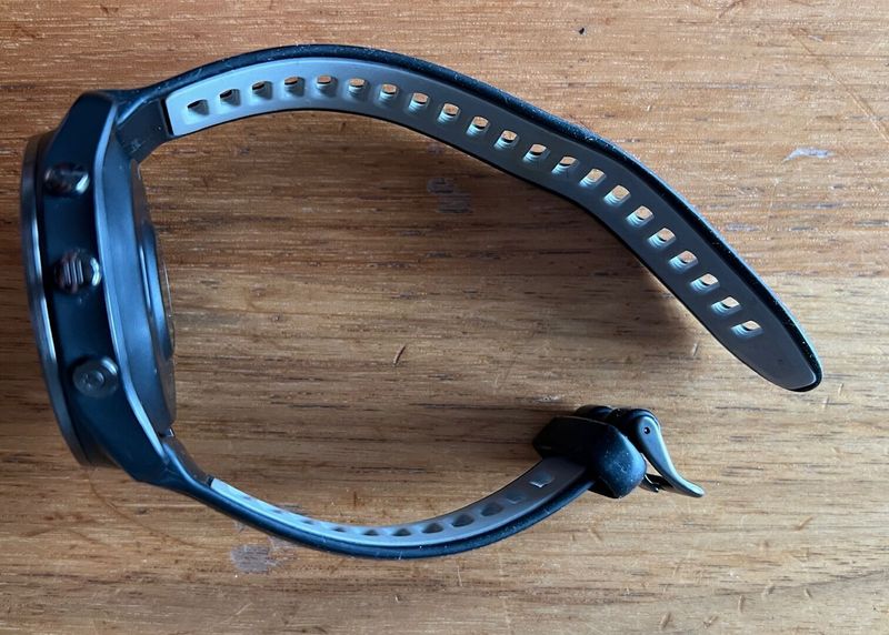 Sporttester Garmin Forerunner 965 black