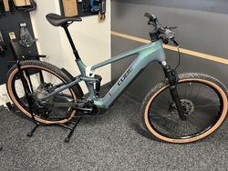 CUBE Stereo Hybrid ONE22 RACE 800 vel.XL NOVÉ 2025