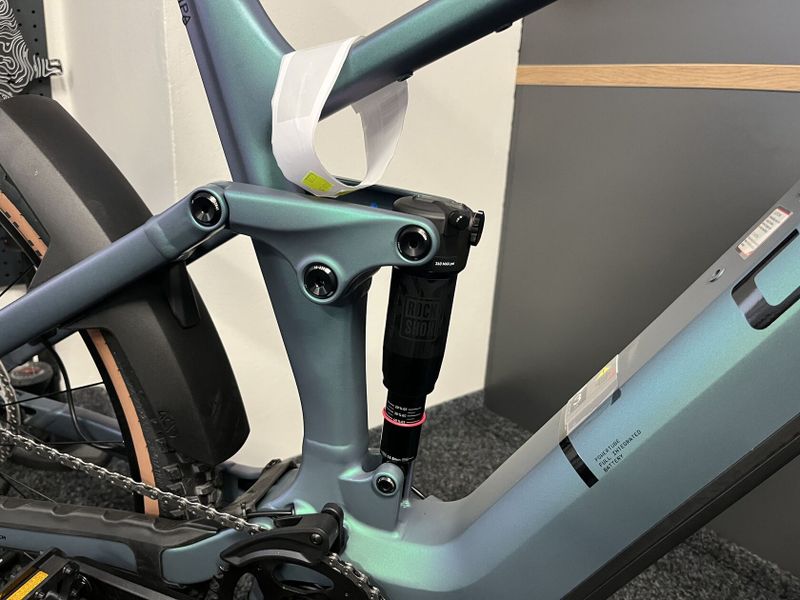 CUBE Stereo Hybrid ONE22 RACE 800 vel.XL NOVÉ 2025