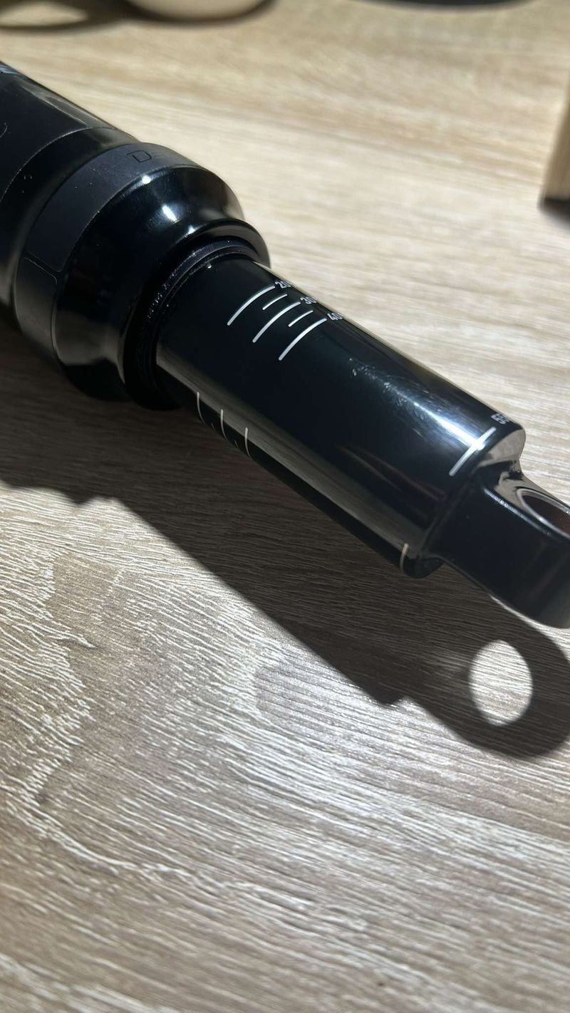 RockShox Deluxe Select + Trunnion, 185x55mm