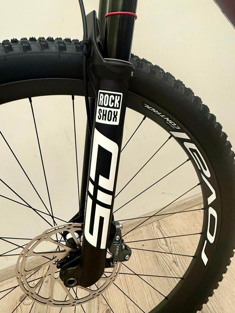 SPECIALIZED EPIC EXPERT 2025 (NOVÉ, NEPOUŽITÉ KOLO)