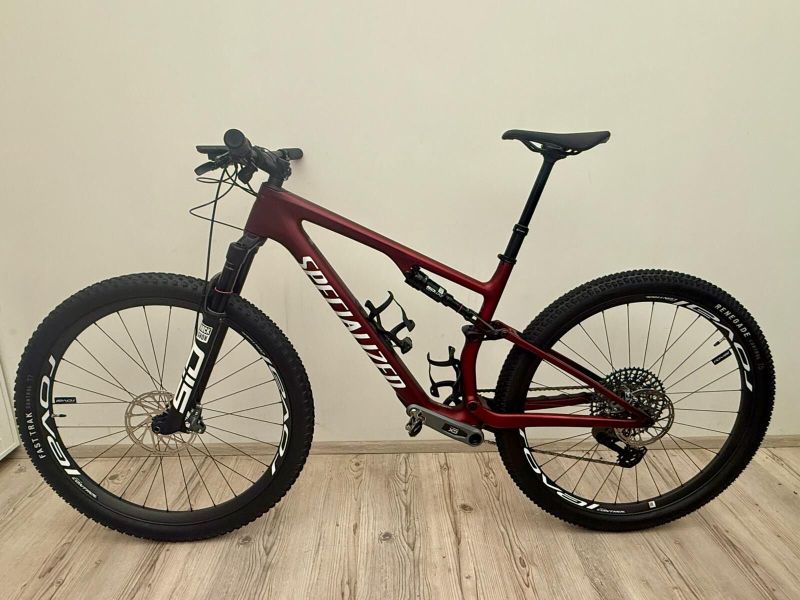 SPECIALIZED EPIC EXPERT 2025 (NOVÉ, NEPOUŽITÉ KOLO)