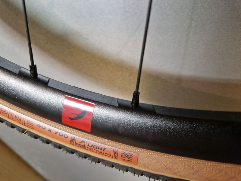 Fulcrum Rapid Red 300 - nové gravel záplety