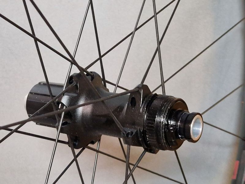 Fulcrum Rapid Red 300 - nové gravel záplety