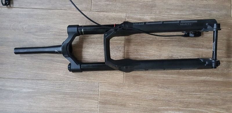 Zcela nová Rock shox Zeb Select +