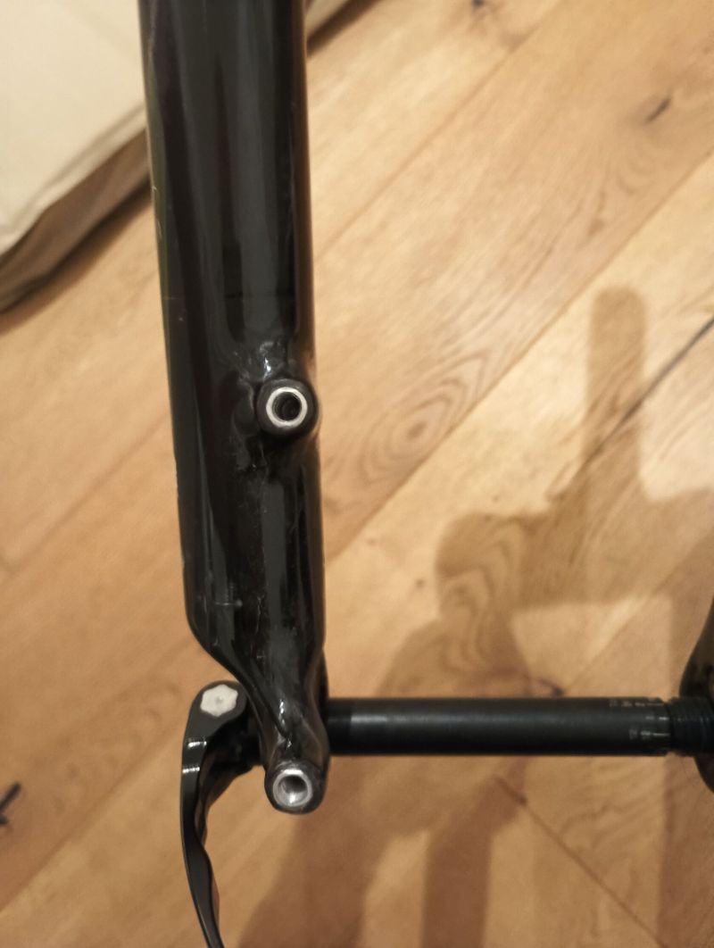 🔹pevna vidlice FORCE MTB 26–27,5" AHEAD 1 1/8" 465 mm, karbon