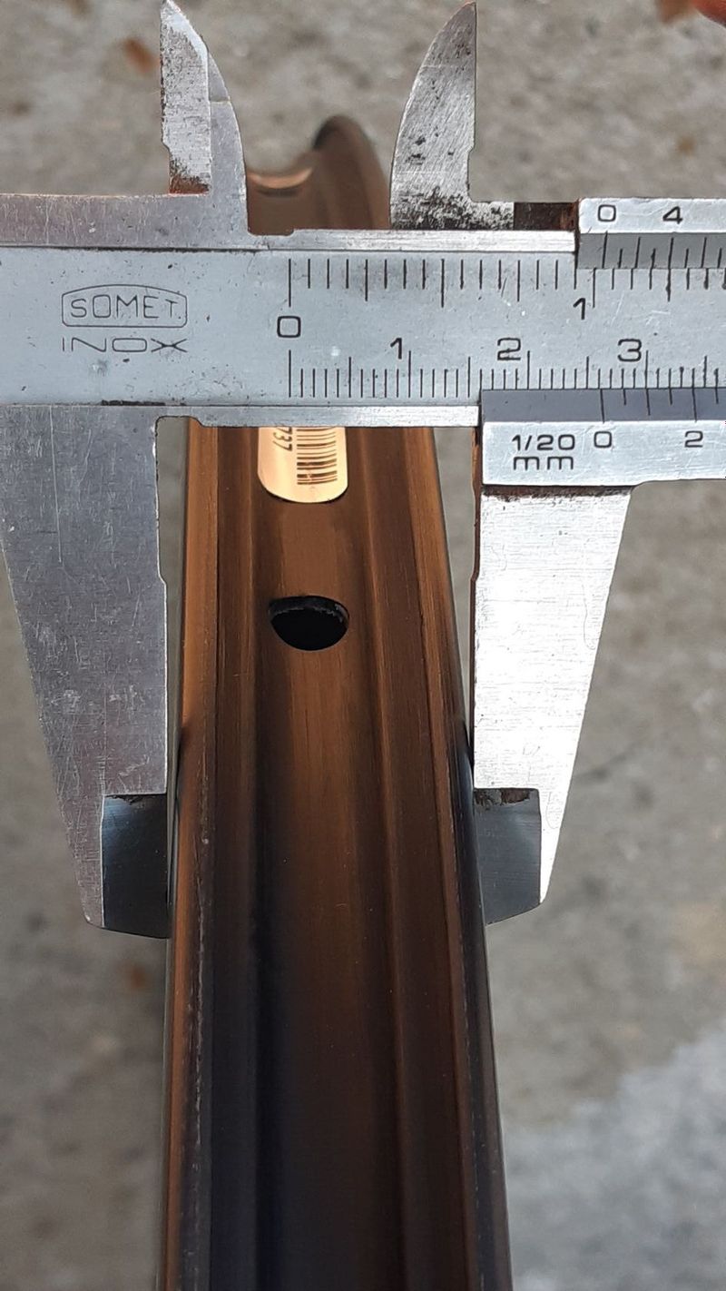 Karbonová Tubeless kola