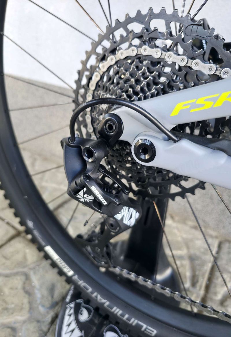 Horské kolo Specialized Stumpjumper Comp Alloy M5 2020 29″