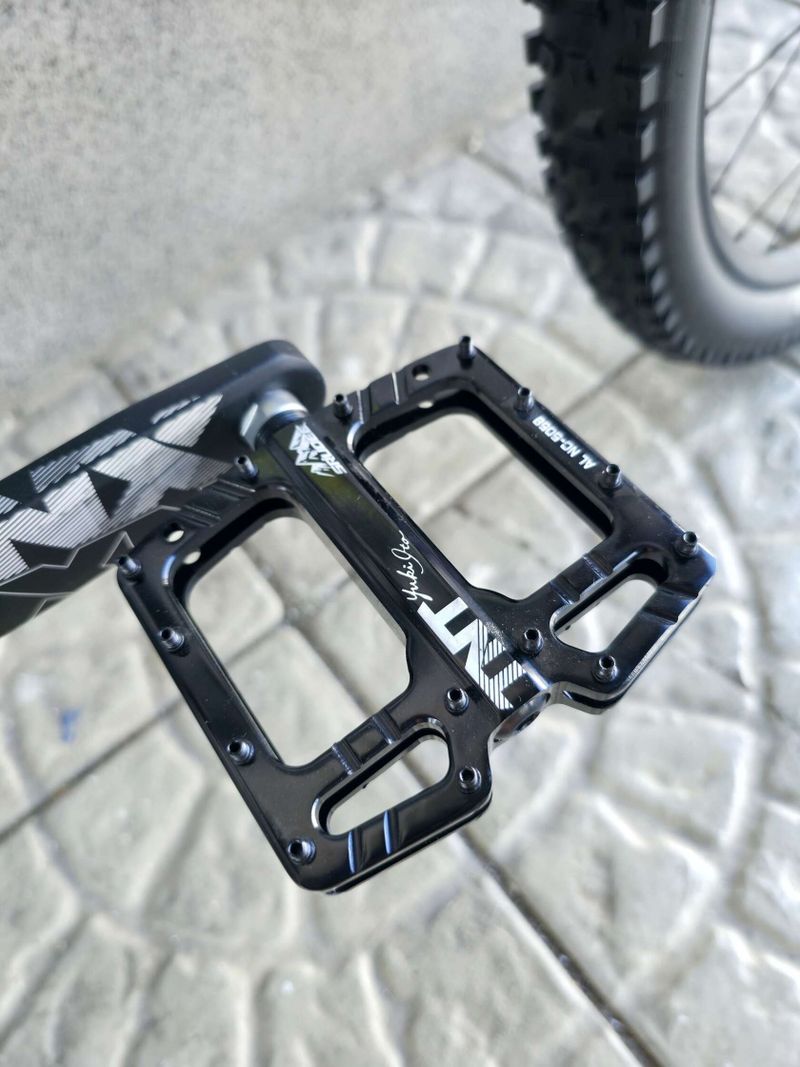 Horské kolo Specialized Stumpjumper Comp Alloy M5 2020 29″