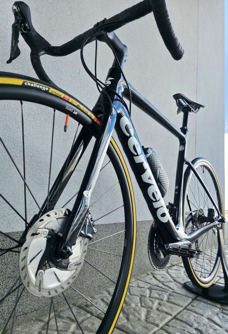 Silniční kolo Cervélo Caledonia Carbon 2022