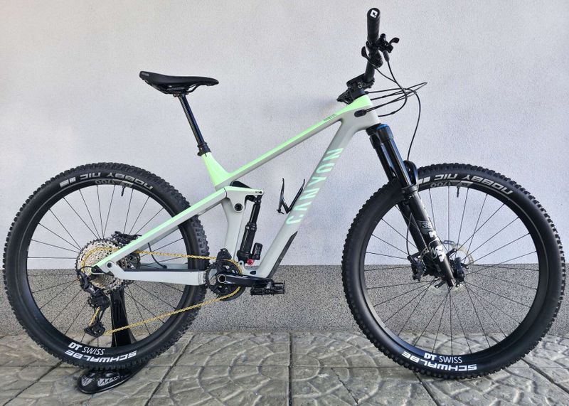 Horské kolo Canyon Strive CF 7.0 Carbon 2021 29″