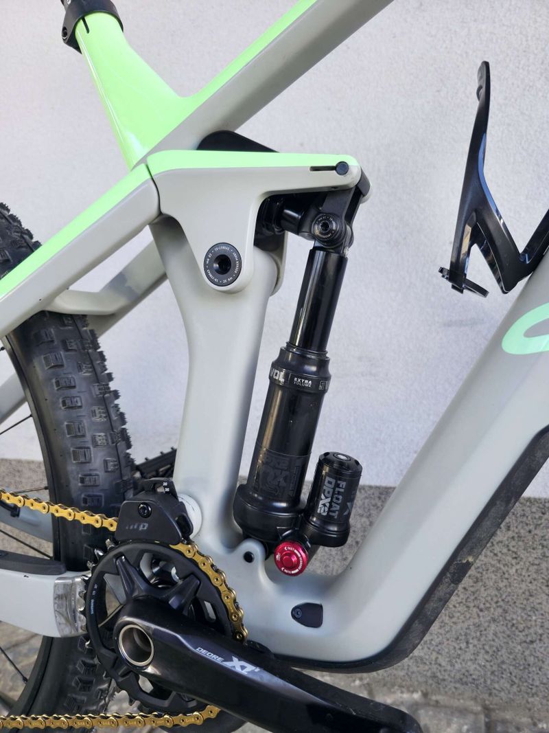 Horské kolo Canyon Strive CF 7.0 Carbon 2021 29″