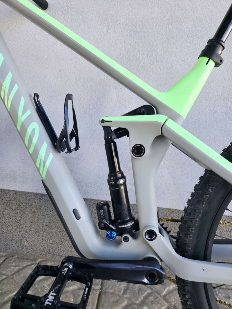 Horské kolo Canyon Strive CF 7.0 Carbon 2021 29″