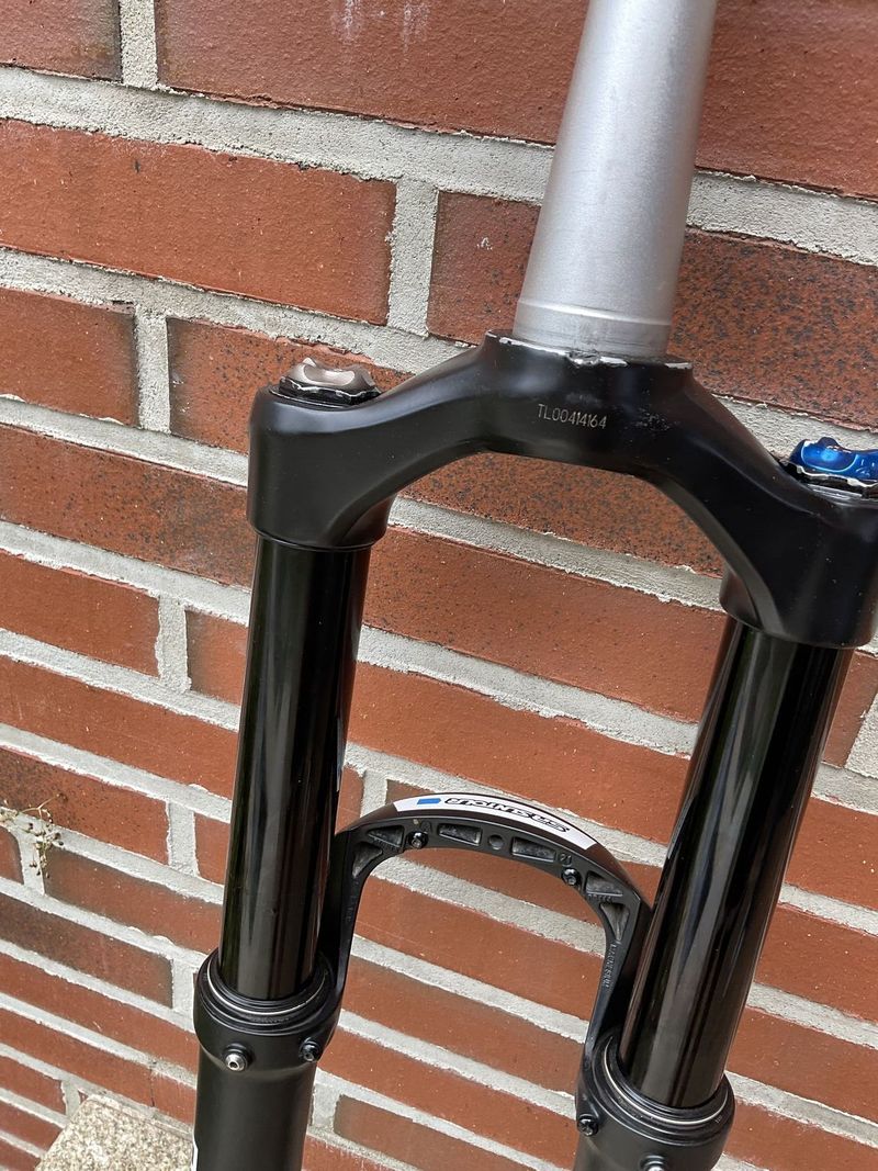 SR Suntour Durolux 36 EQ PCS Boost