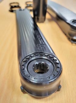 Ponúkam na predaj niekoľko modelov cestných a MTB kľúk...