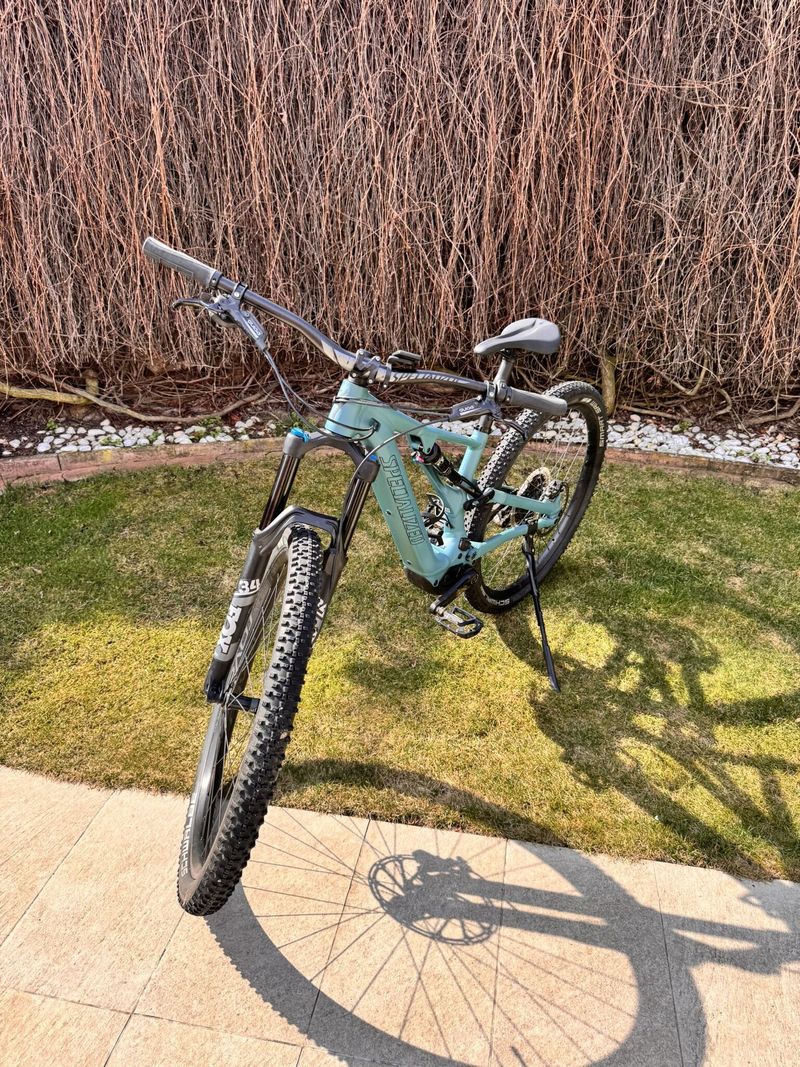 Celoodpružené nadupané elektrokolo Specialized Levo SL Comp - vel. S